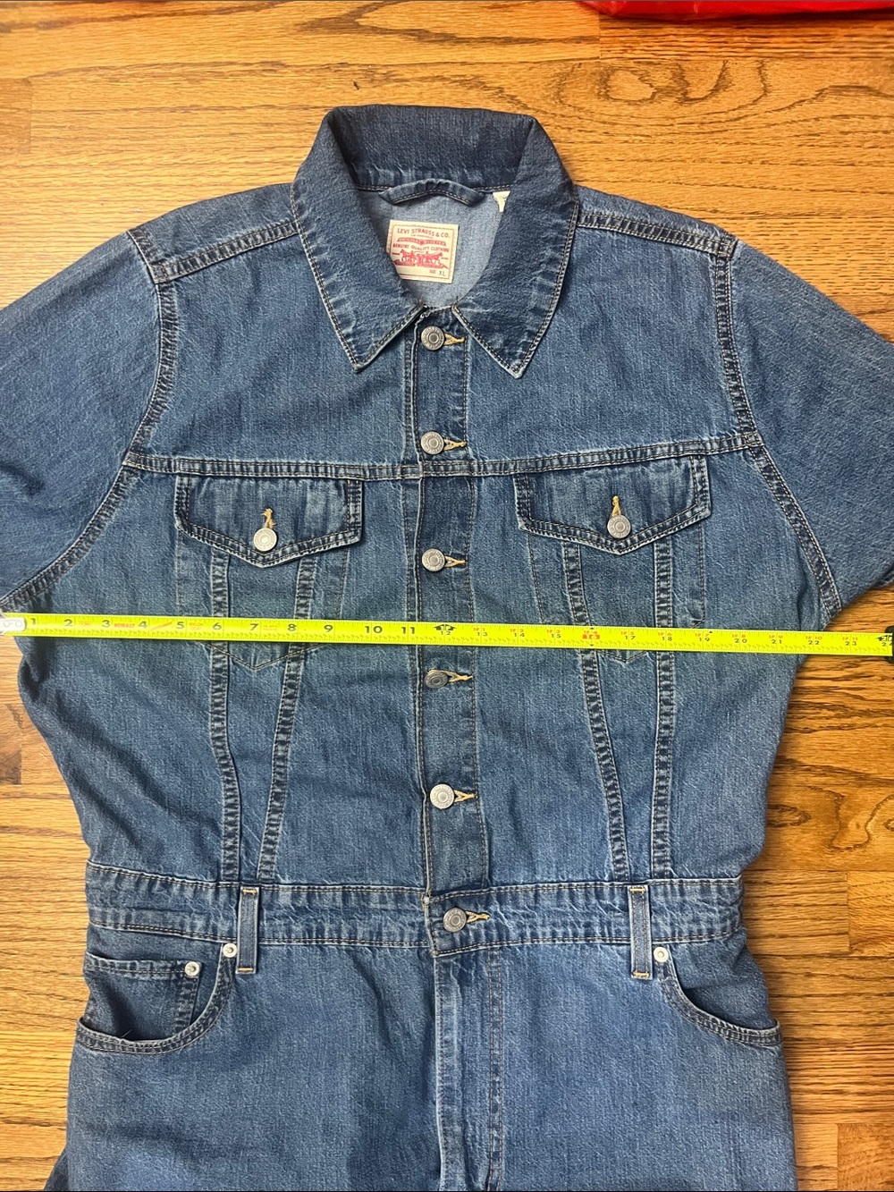 Levi’s Women’s Classic Blue Denim Short Sleeve Jumpsuit - Size XL - Picture 8 of 11